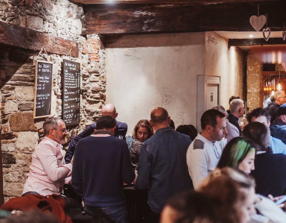lappart-des-anges-bouffay-nantes-bar-a-vins-patio-1