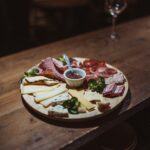 lappart-des-anges-bouffay-nantes-bar-a-vins-patio-charcuterie-fromage